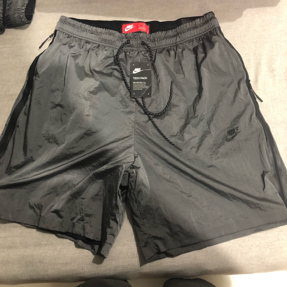 BRAND NEW NIKE TECH HYPER MESH SHORTS SIZE SMALL